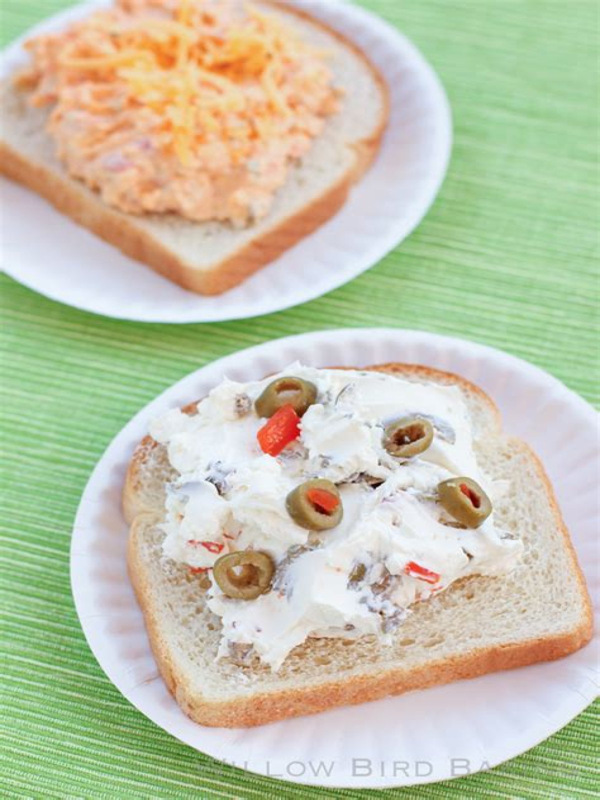 White spread for sandwiches for short